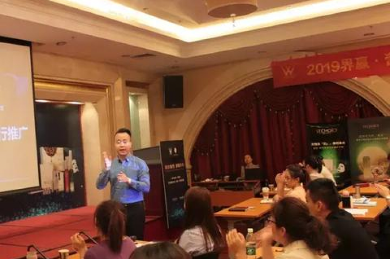 请积极参与积分活动，并加入{多多互助群}以获取更多帮助。