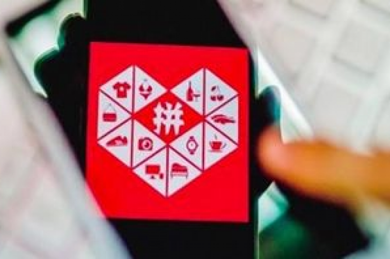 拼多多新用户专享，真人助力快速砍价。