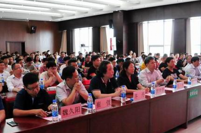 拼多多助力拼多多新用户的助力成功率通常较高，因为平台为了吸引新用户会提供一定的优惠和奖励。
