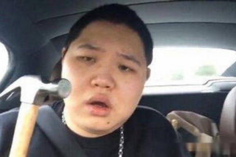 在探索拼多多助力平台的过程中，我发现了一个便捷的方法来寻找它们。