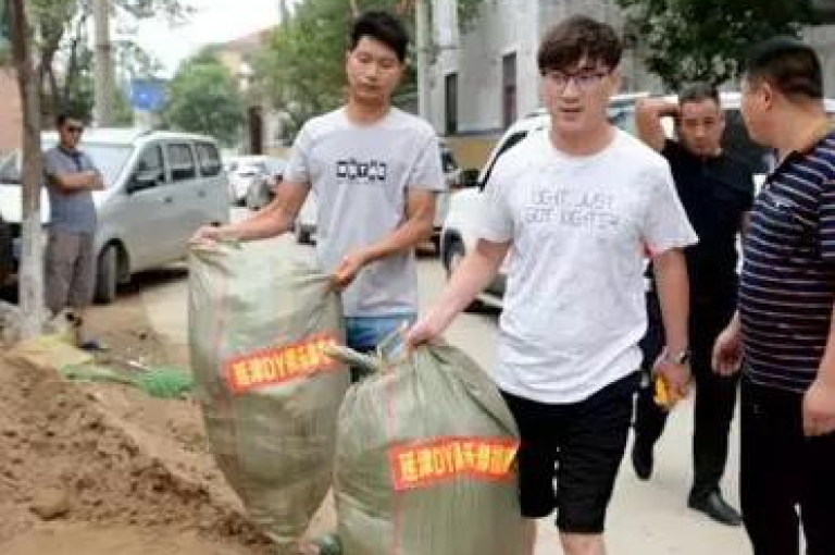 24小时自助服务平台便捷 - dy点赞充值快速到账