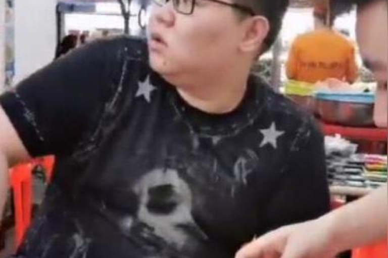 微信拼多多互助群的真实性在知乎上引发了广泛讨论。