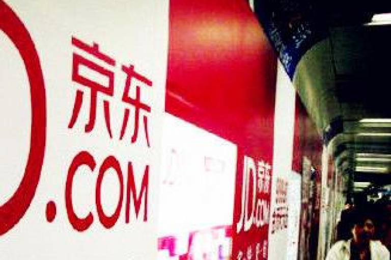 pdd助力拼多多助力免费拿的技巧包括邀请好友帮忙、参与平台活动以及利用优惠券等方法。