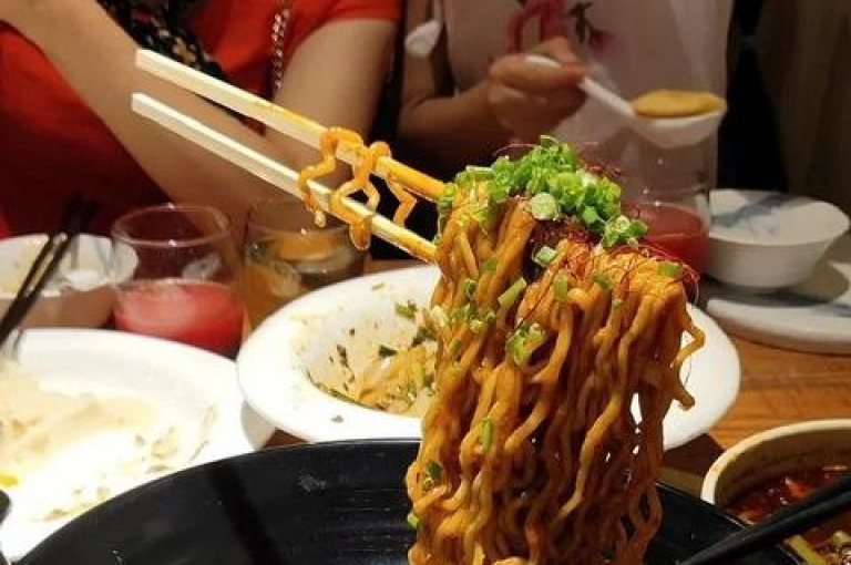 使用抖音24小时自助业务时，请确保您的账户信息准确无误，以避免下单过程中的任何延误或错误。